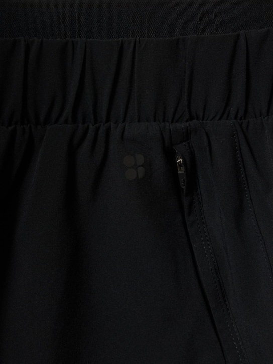 Sweaty Betty: Short On Your Mark 4