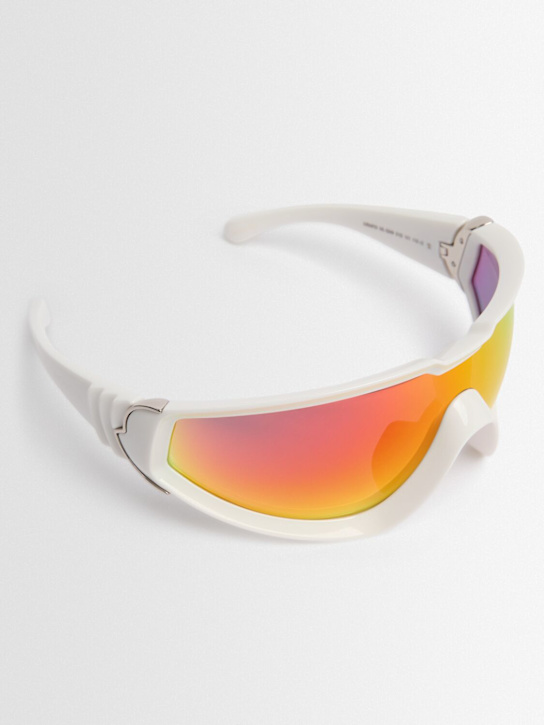 Moncler: Lunettes de soleil futuristes Wrapid
