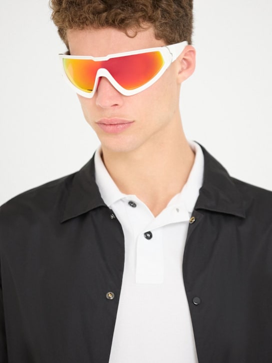 Moncler - Lunettes de soleil futuristes Wrapid