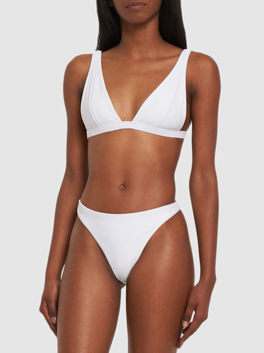 Héros: Top de bikini
