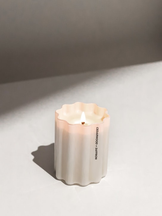 FAZEEK: Cedarwood & saffron Wave candle