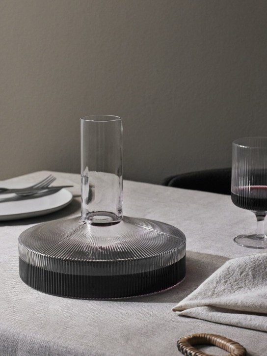 Ferm Living - Caraffa da vino Ripple