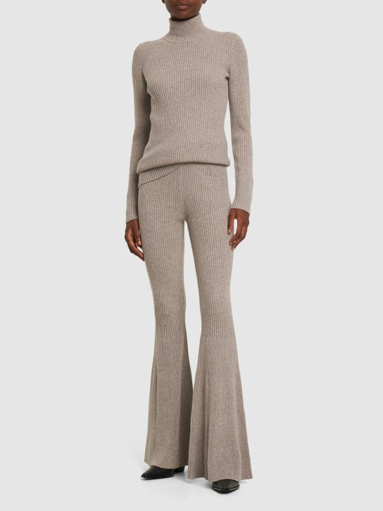 Michael Kors Collection: Gerippte, ausgestellte Hose aus Kaschmir