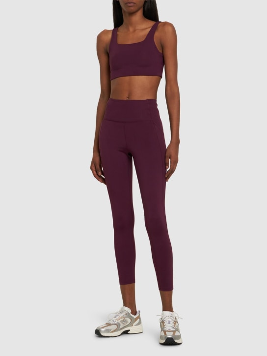 Girlfriend Collective: Brassière en tissu technique stretch Tommy