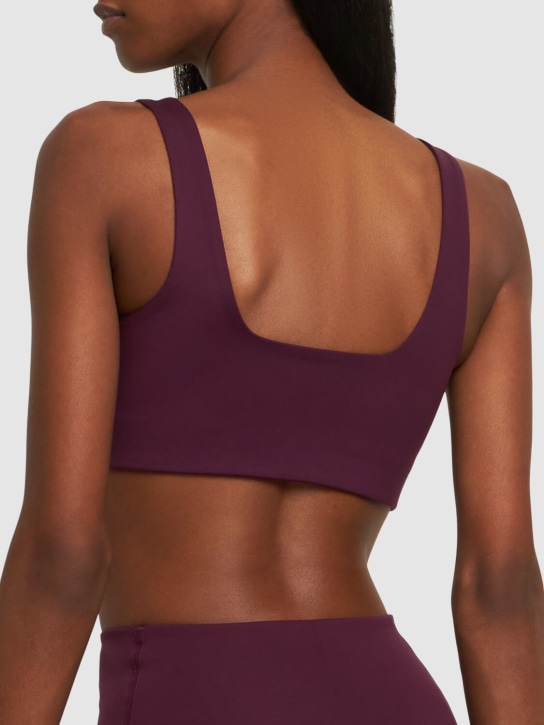 Girlfriend Collective: Brassière en tissu technique stretch Tommy