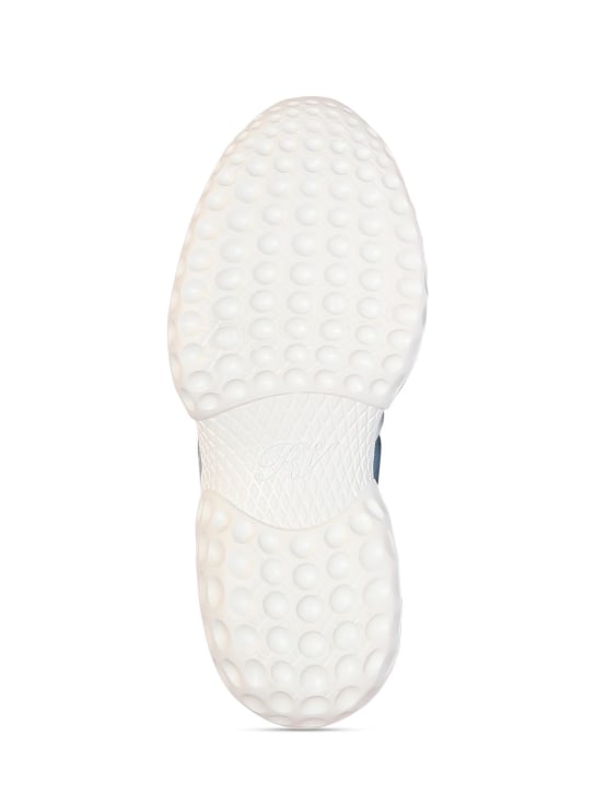 Roger Vivier: Baskets en denim Viv Run