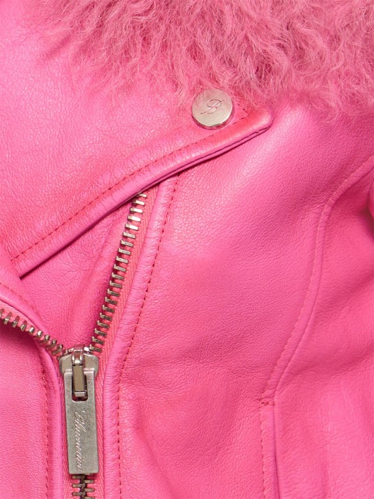 Blumarine: Belted leather jacket w/ fur collar