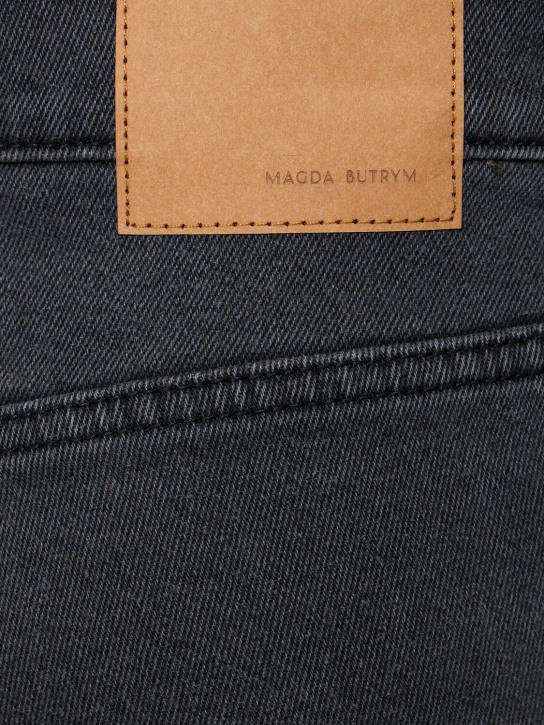 Magda Butrym: Jeans acampanados de denim de algodón