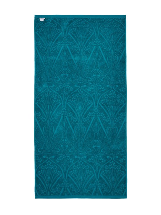 Liberty: Ianthe bath towel