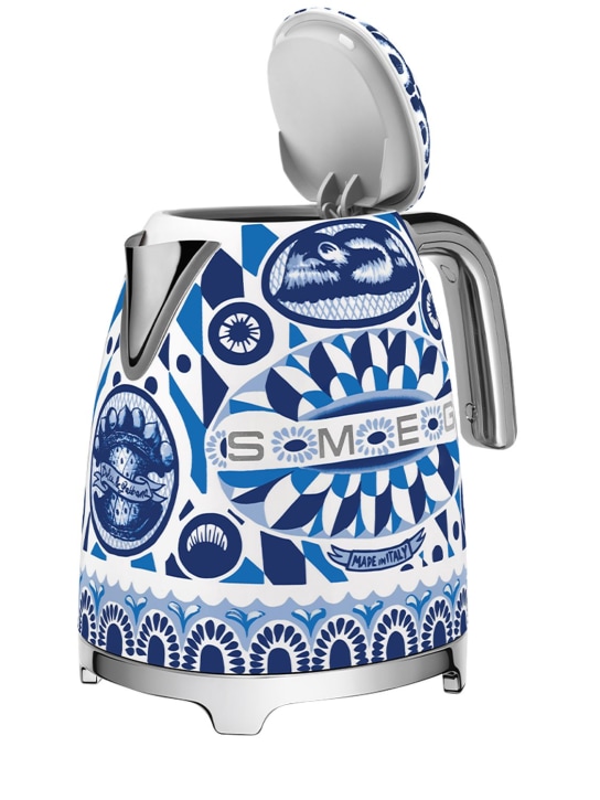 Smeg: Hervidora eléctrica D&G Blu Mediterraneo