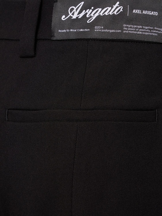 Axel Arigato: Geschlitzte Hose „Arch“