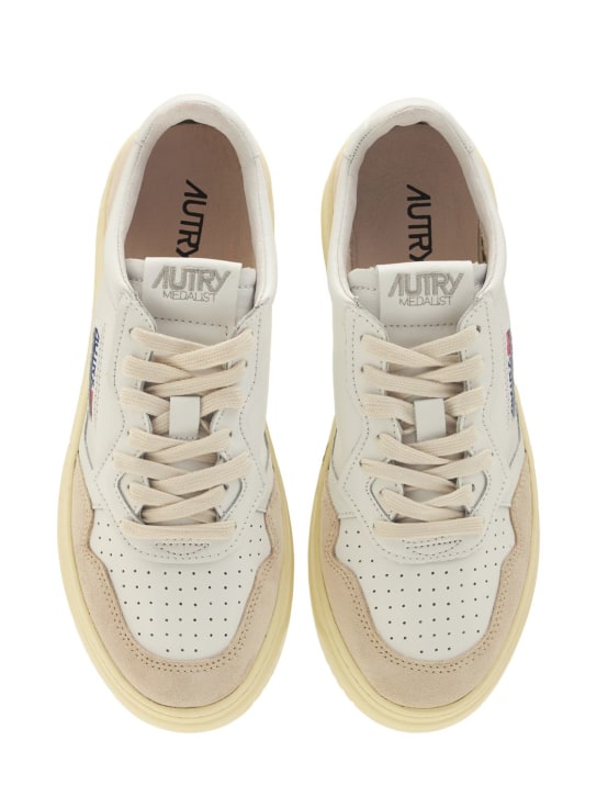 Autry: 35mm hohe Sneakers „Medalist“