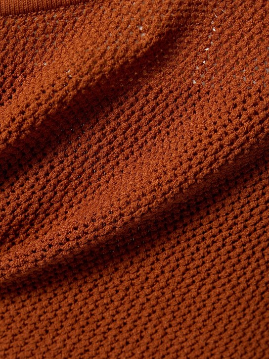 Live The Process: Top NYX in maglia
