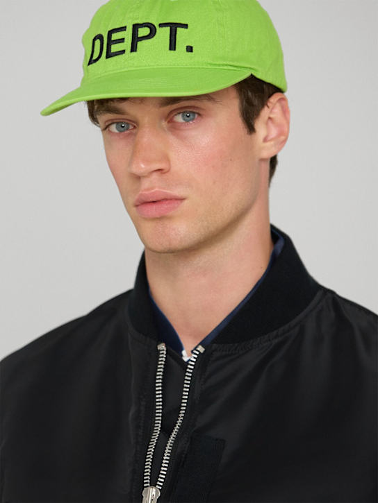 Gallery Dept.: Gorra Dept.
