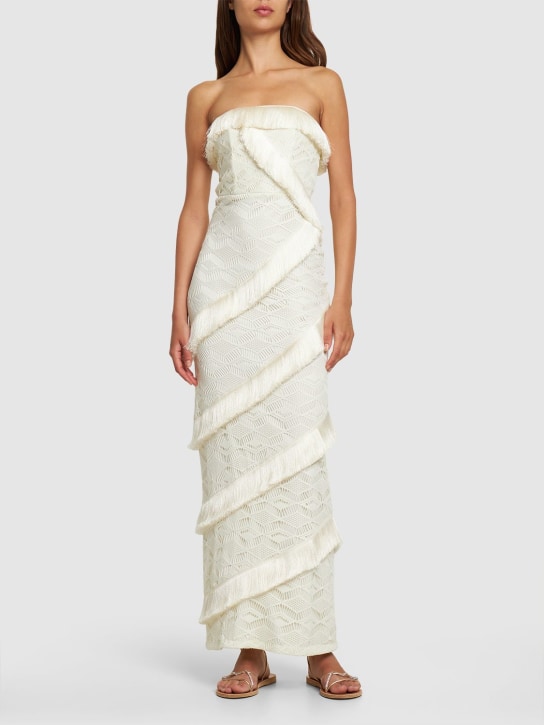 Patbo - Robe longue sans bretelles en crochet technique
