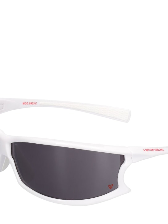 A BETTER FEELING: Lunettes de soleil Onyx Bone White