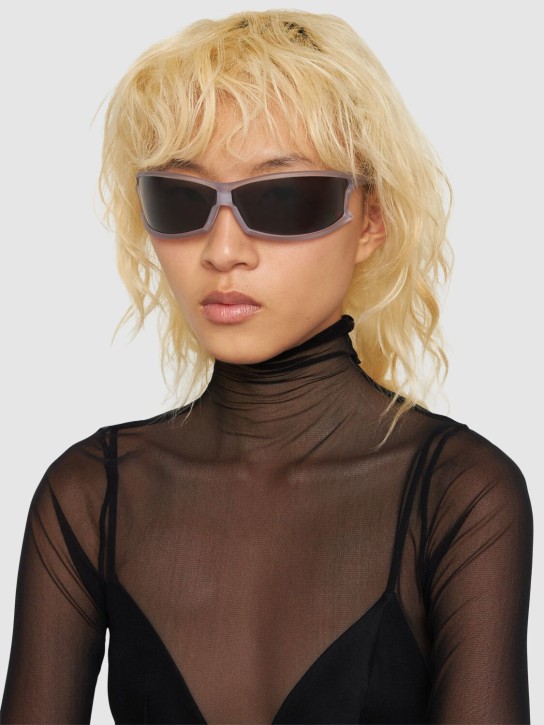 A BETTER FEELING: Sonnenbrille „Onyx Fog Grey“