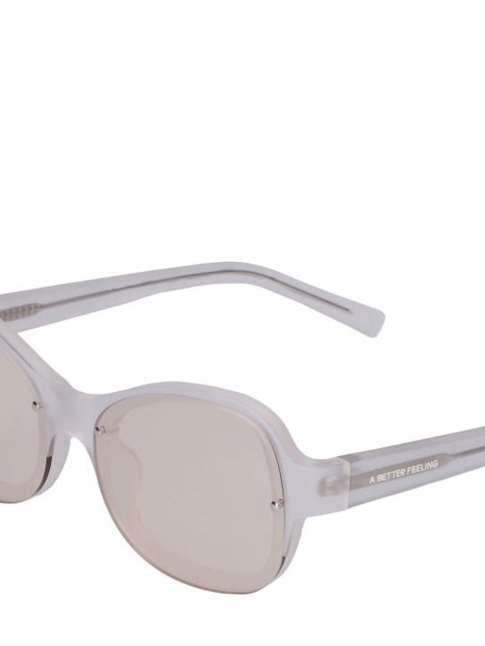 A BETTER FEELING - Lunettes de soleil Iris Matte Glacial