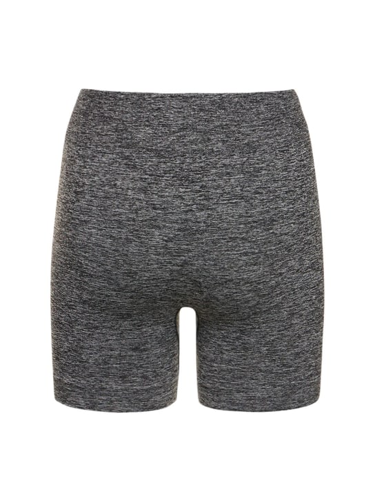 Prism Squared: Shorts biker Composed