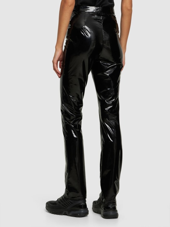 Rotate: Pantalon slim en matière technique vernie