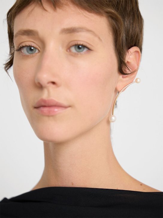 Sophie Bille Brahe: Mono boucle d'oreille en perles Stellari Grande