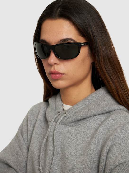 DB Eyewear by David Beckham: Lunettes de soleil rondes en acétate DB