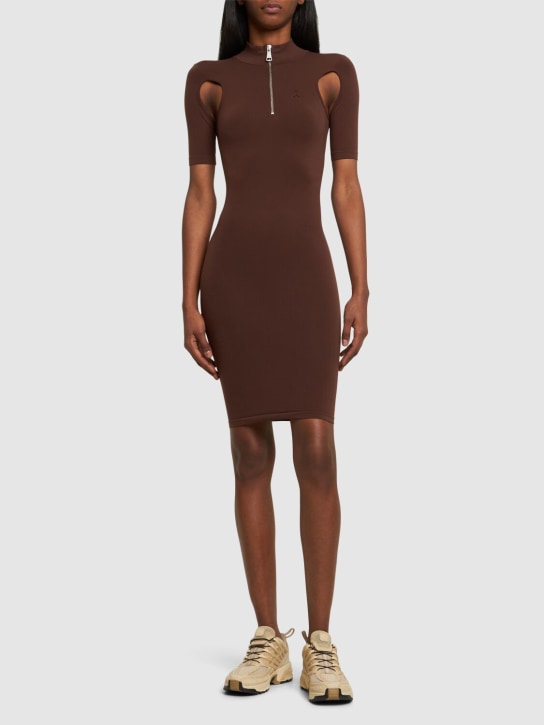 Andreadamo - Robe courte sculptante en jersey