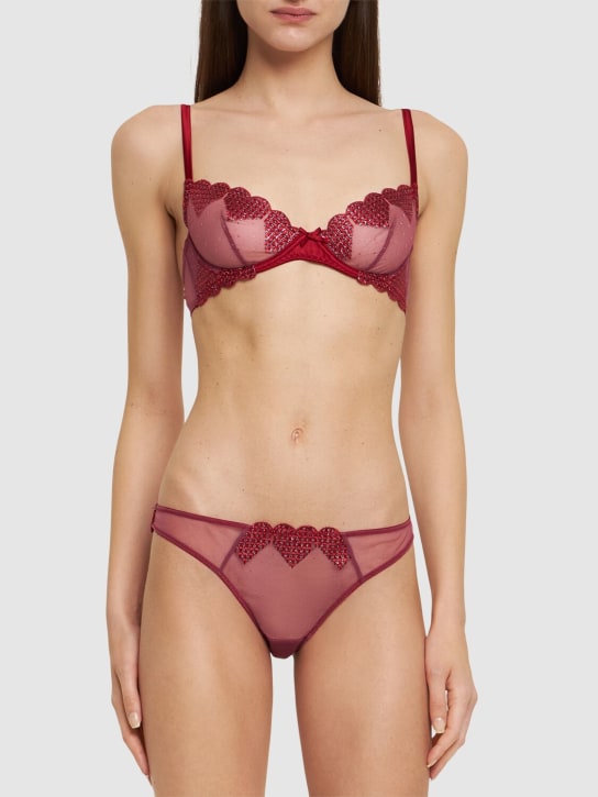 Fleur Du Mal: Soutien-gorge avec cœurs brodés