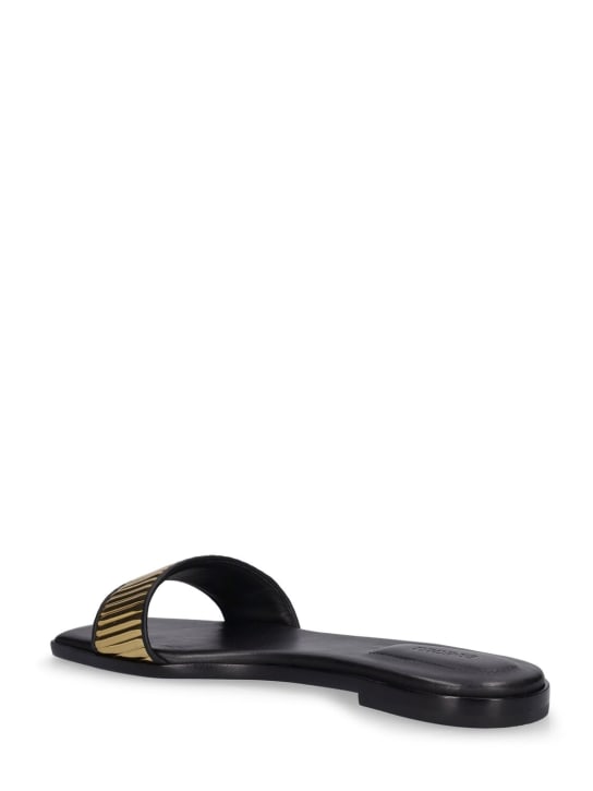 SIMKHAI: Flache Schuhe aus veganem Leder „Carter“