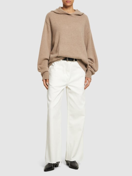 Interior: Maglia The Lindsey in cashmere / cappuccio