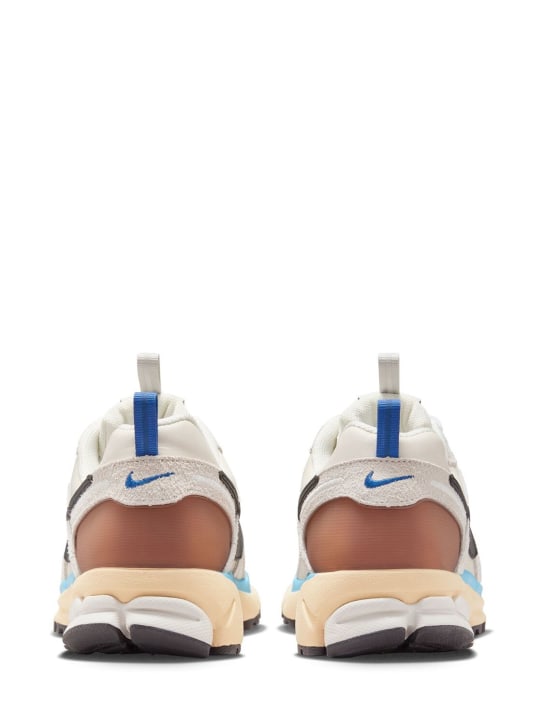 Nike: Nike Zoom Vomero 5 Sneakers