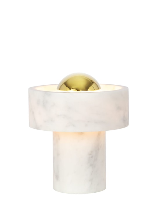 Tom Dixon: Lampada da tavolo LED portatile Stone