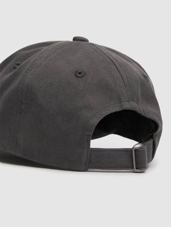 Main Story: Gorra de algodón