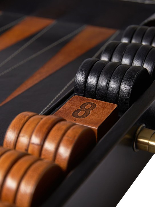 The Conran Shop: Jeu de backgammon en cuir à finition noire
