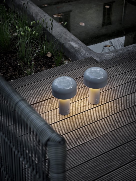 Flos: Lampe de table Bellhop