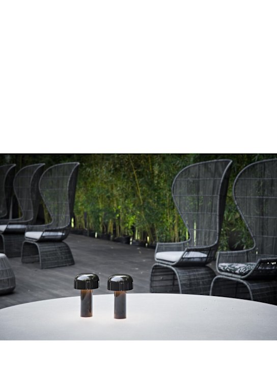 Flos: Lampe de table Bellhop