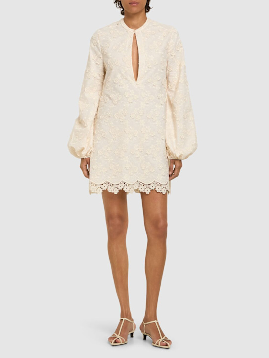 Giambattista Valli - Robe courte en popeline brodée