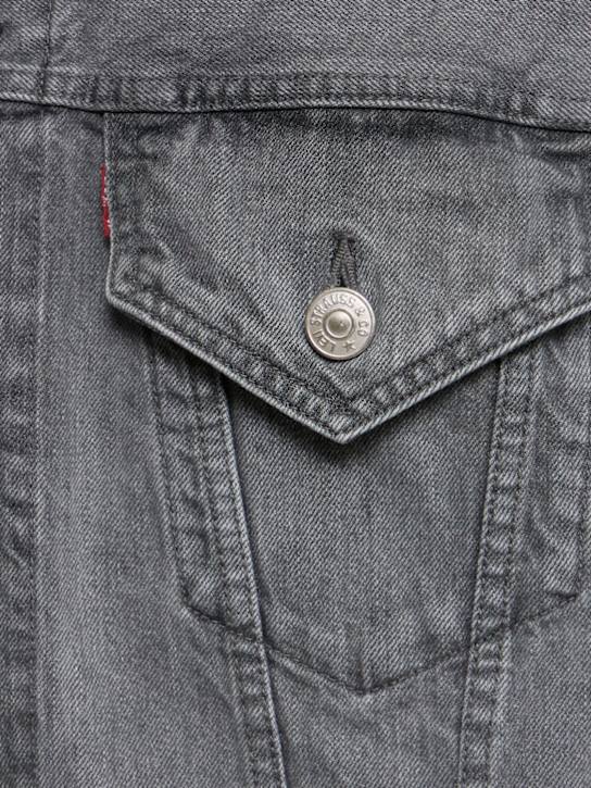JUNYA WATANABE: Levi's x Junya Watanabe denim jacket