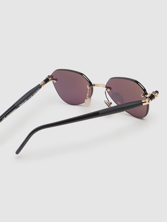 Kuboraum Berlin: Lunettes de soleil rondes asymétriques P61