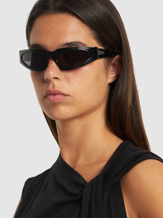 Kuboraum Berlin: Lunettes de soleil rondes en acétate E21