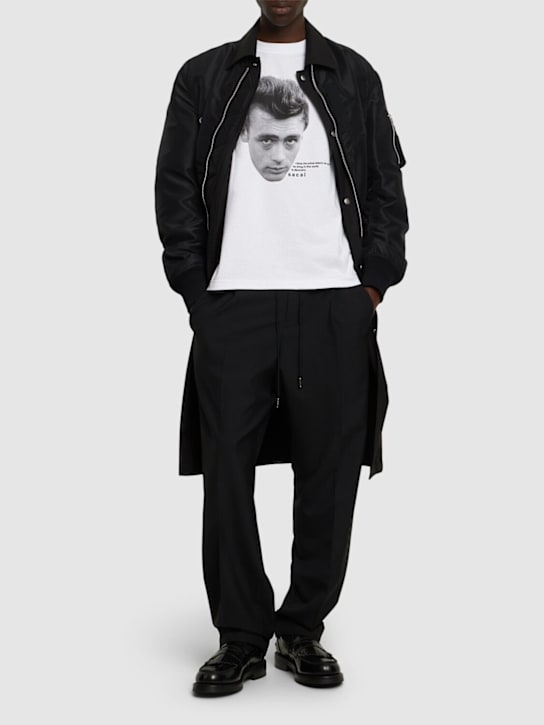 Sacai: T-Shirt mit James Dean-Druck
