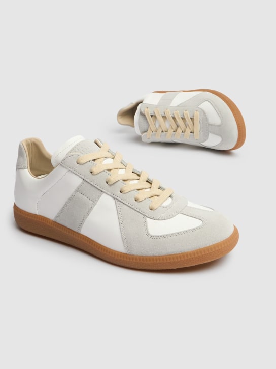Maison Margiela: SNEAKERS AUS LEDER UND WILDLEDER „REPLICA“