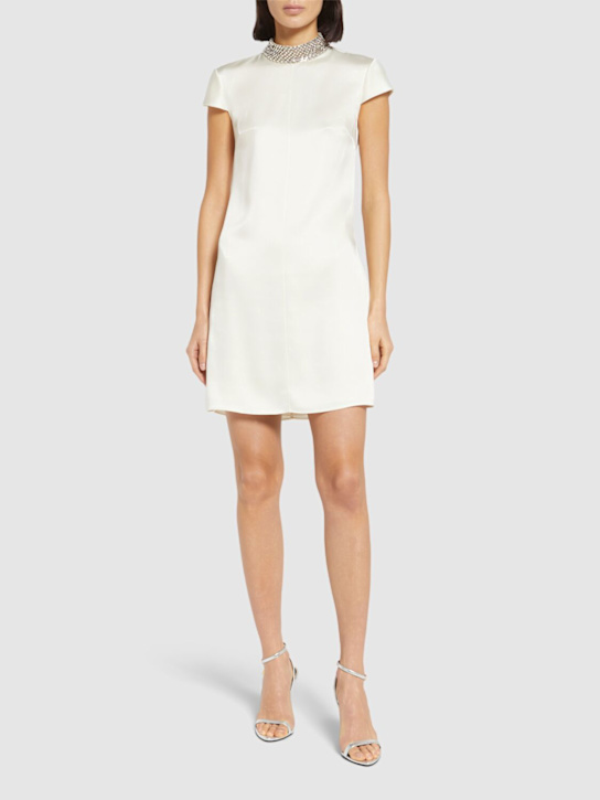 Tom Ford: Robe courte en satin de soie doublée brodée