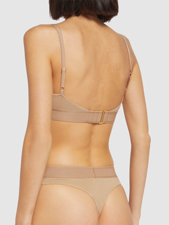 Tom Ford: Sostén de modal