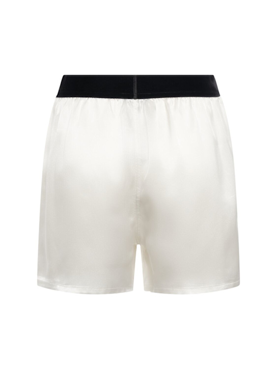Tom Ford: Shorts de satén de seda con logo