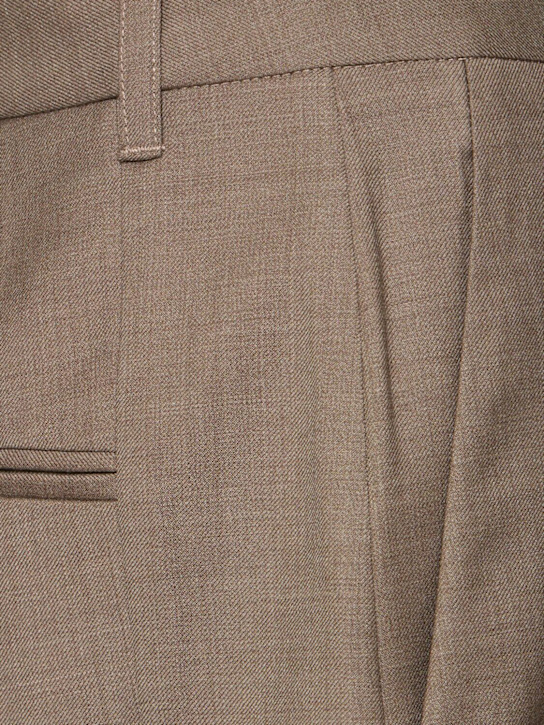 A.EMERY: Short Astor