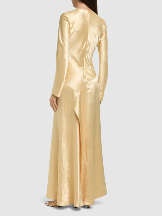 Abadia: Langes Kleid aus Satin „Yara“