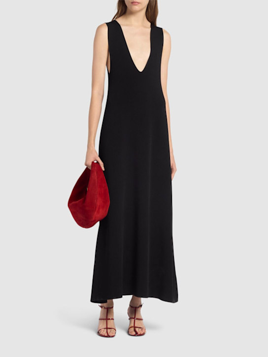 Khaite: Robe longue en viscose lisse mélangée Keran