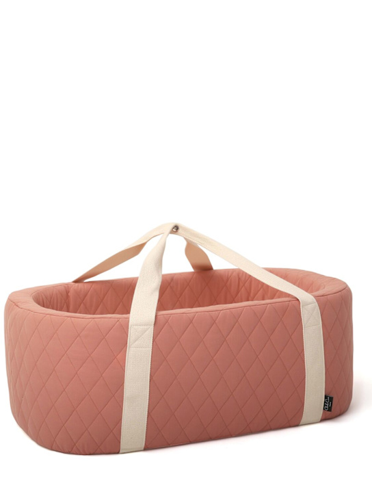 Charlie Crane: Quilted organic cotton moses basket