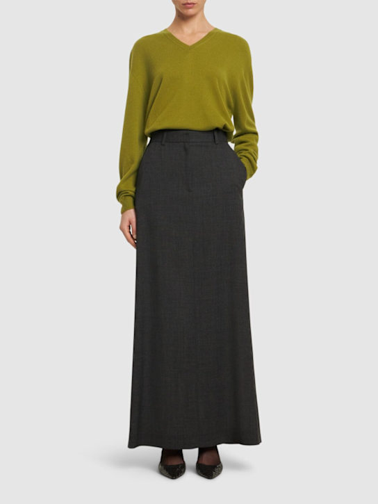 The Row: Pull-over col en V en maille de cachemire Isaora